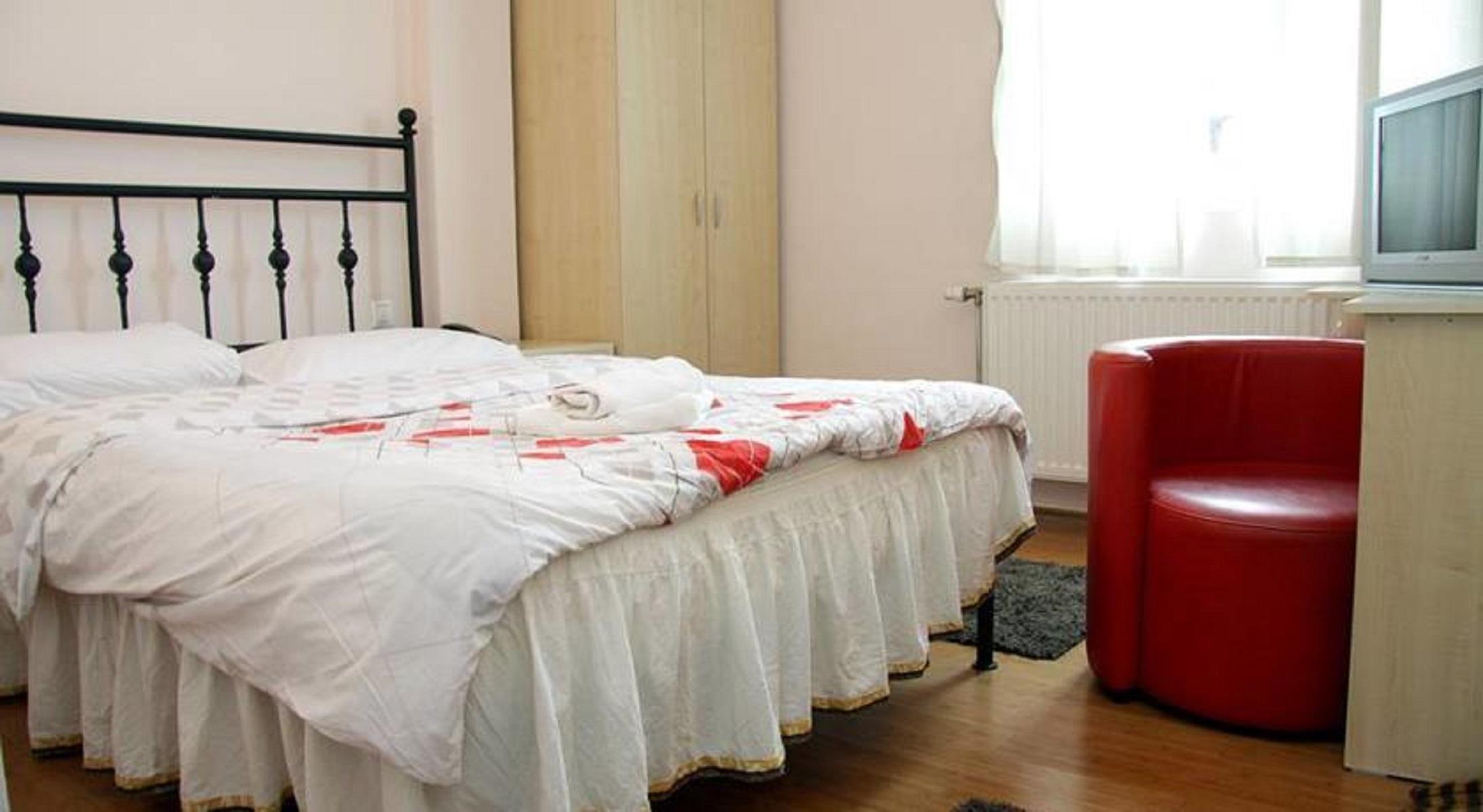 Hotel Sara & Spa Приштина Экстерьер фото